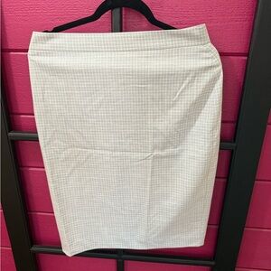 Ann Taylor Checkered Cream Pencil Skirt